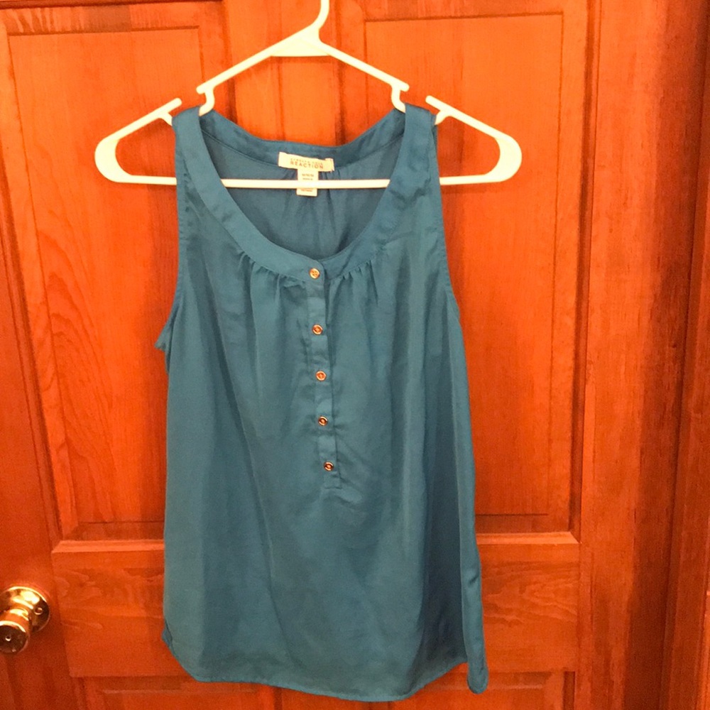 Kenneth Cole Reaction sleeveless blouse